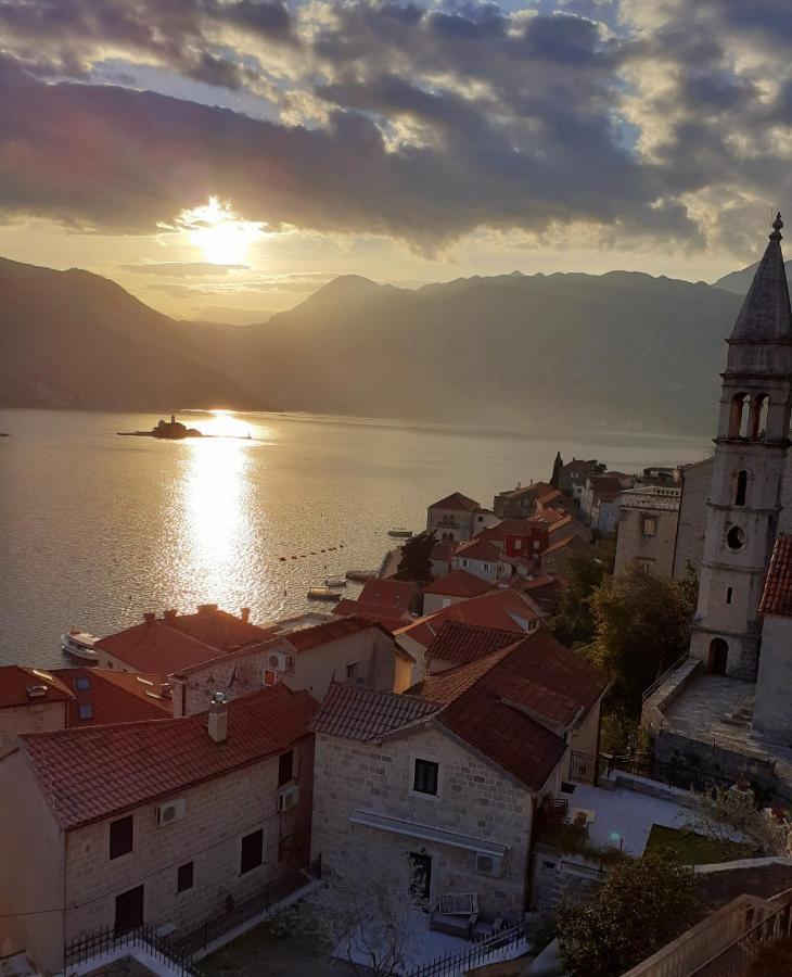 Bella Vista Zmukic Apartment Perast Luaran gambar