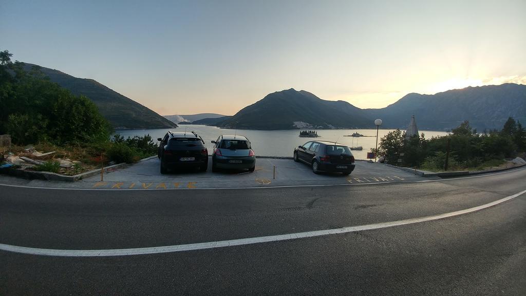 Bella Vista Zmukic Apartment Perast Luaran gambar