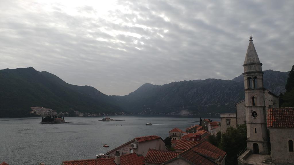 Bella Vista Zmukic Apartment Perast Luaran gambar