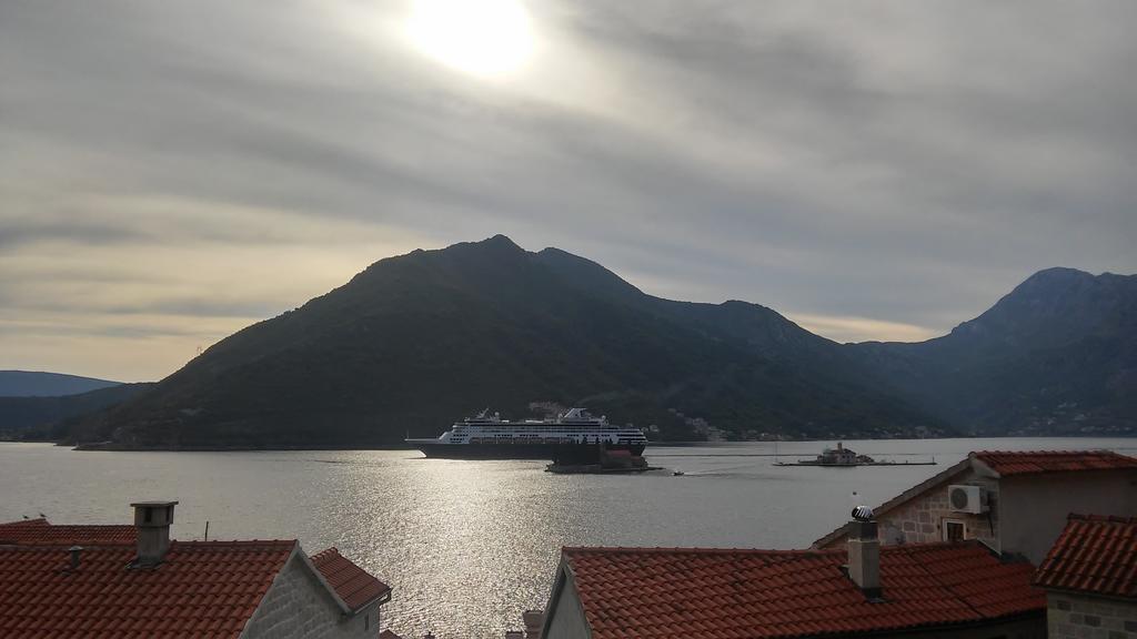 Bella Vista Zmukic Apartment Perast Luaran gambar
