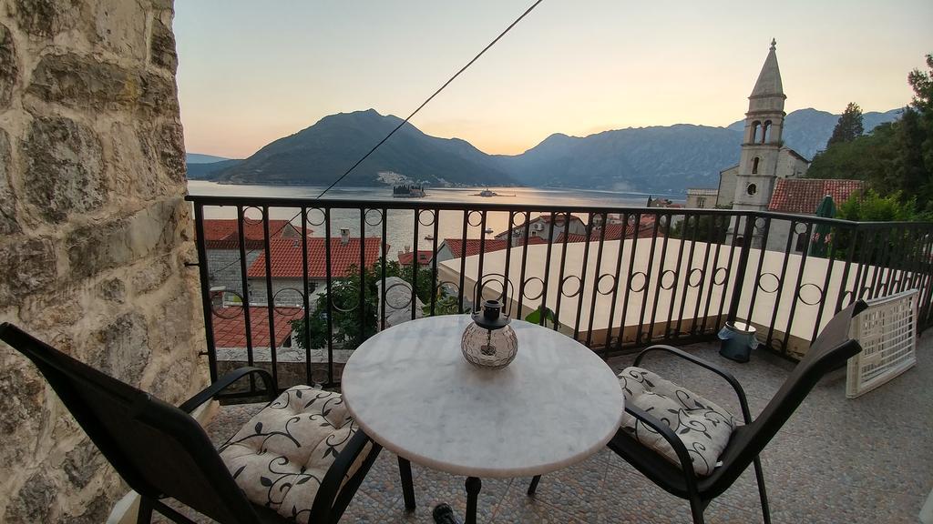 Bella Vista Zmukic Apartment Perast Luaran gambar